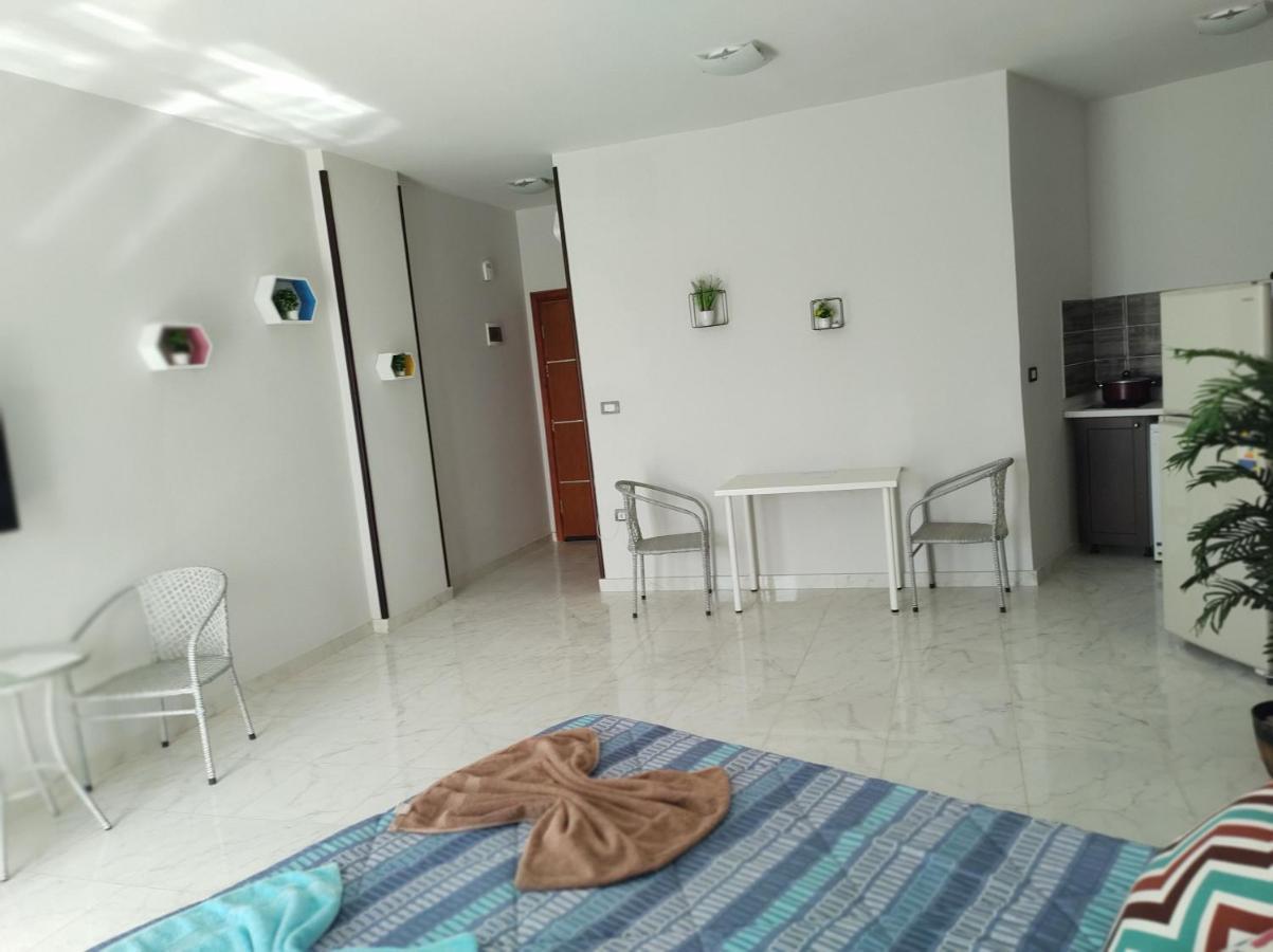 Tiba View Private Apartments Next To El Gouna フルガダ エクステリア 写真