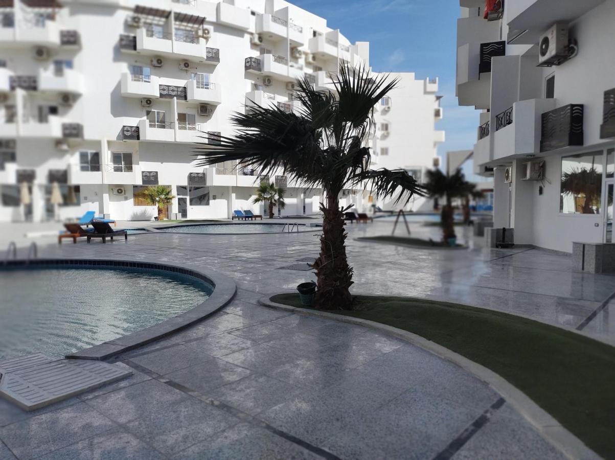 Tiba View Private Apartments Next To El Gouna フルガダ エクステリア 写真