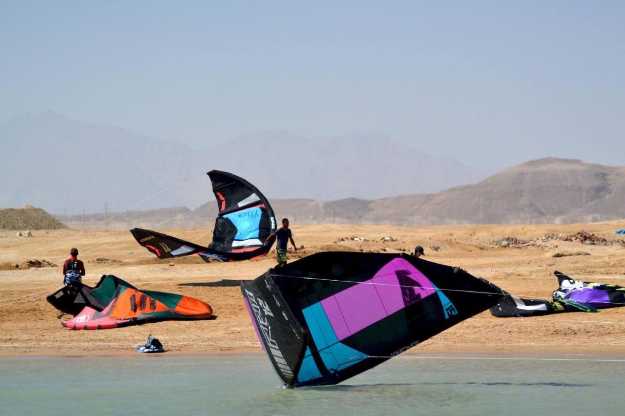 Tiba View Private Apartments Next To El Gouna フルガダ エクステリア 写真